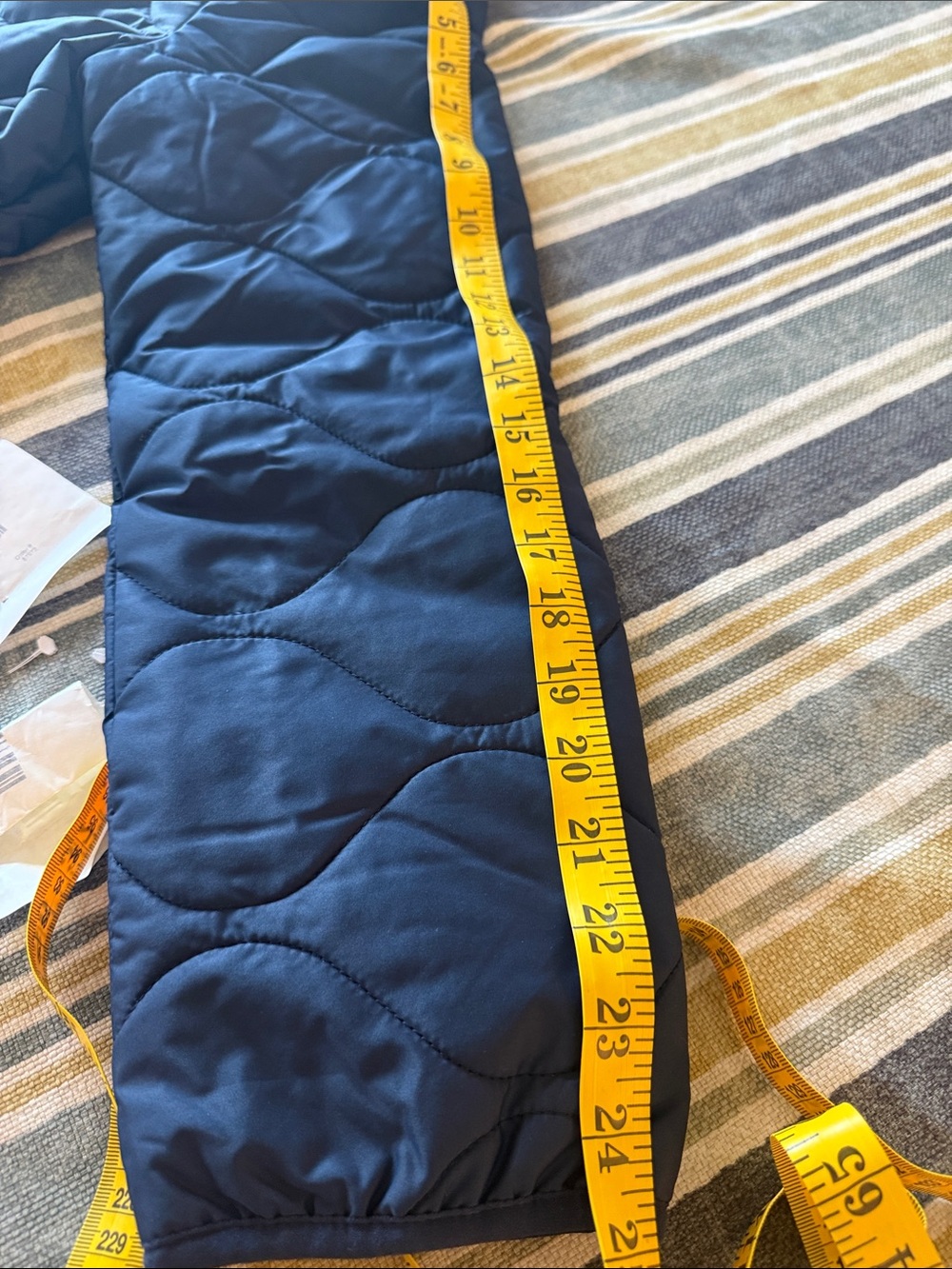 NWOT Quince Featherless Quilted Long Puffer Jacket - Admiral/Navy - Medium (344) - Picture 11 of 13